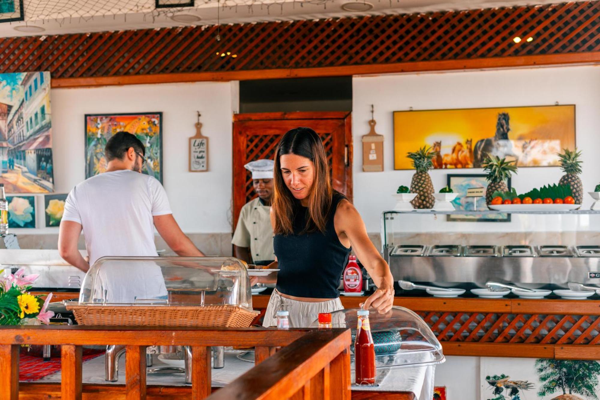 Canary Nungwi Hotel & Spa Экстерьер фото