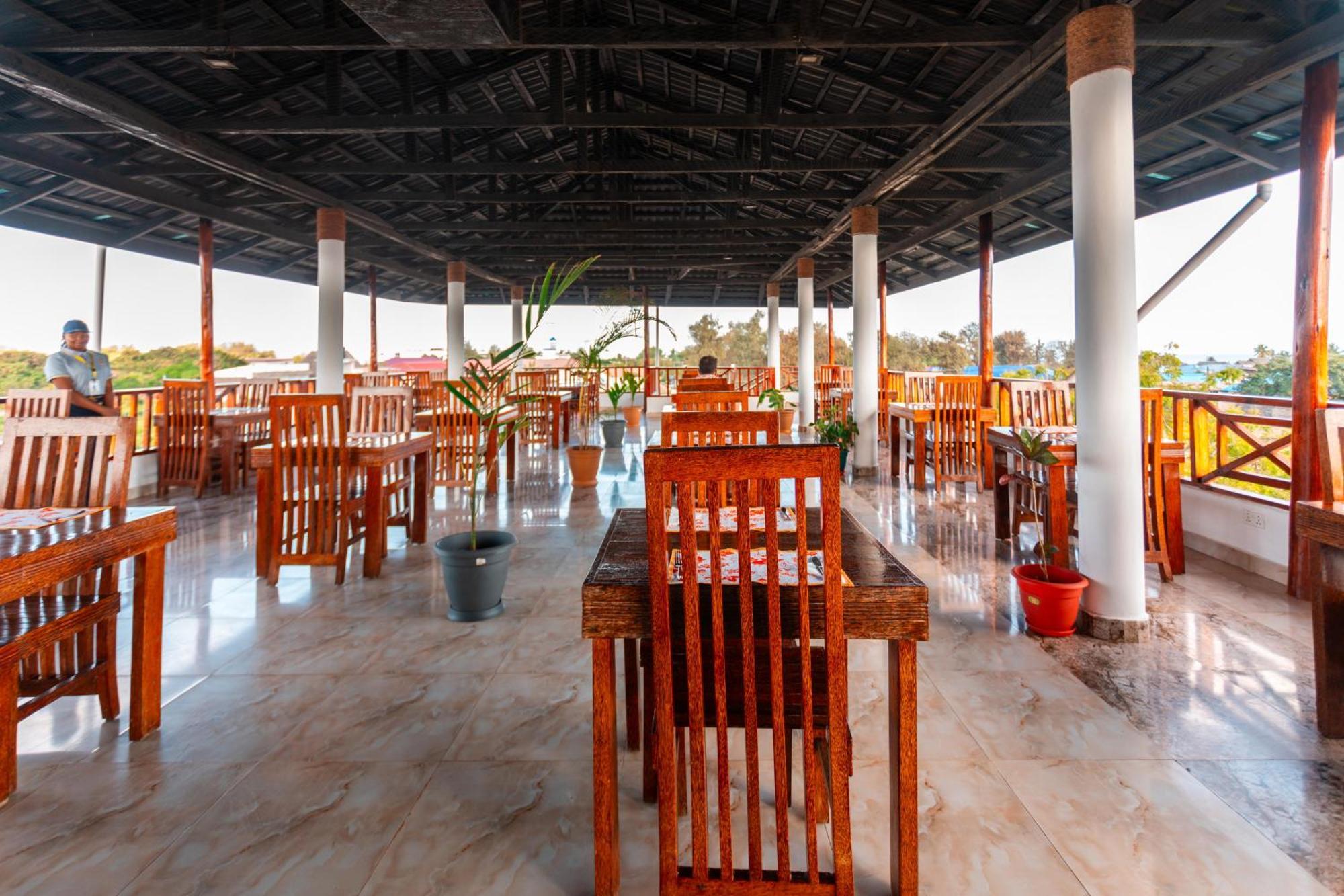 Canary Nungwi Hotel & Spa Экстерьер фото