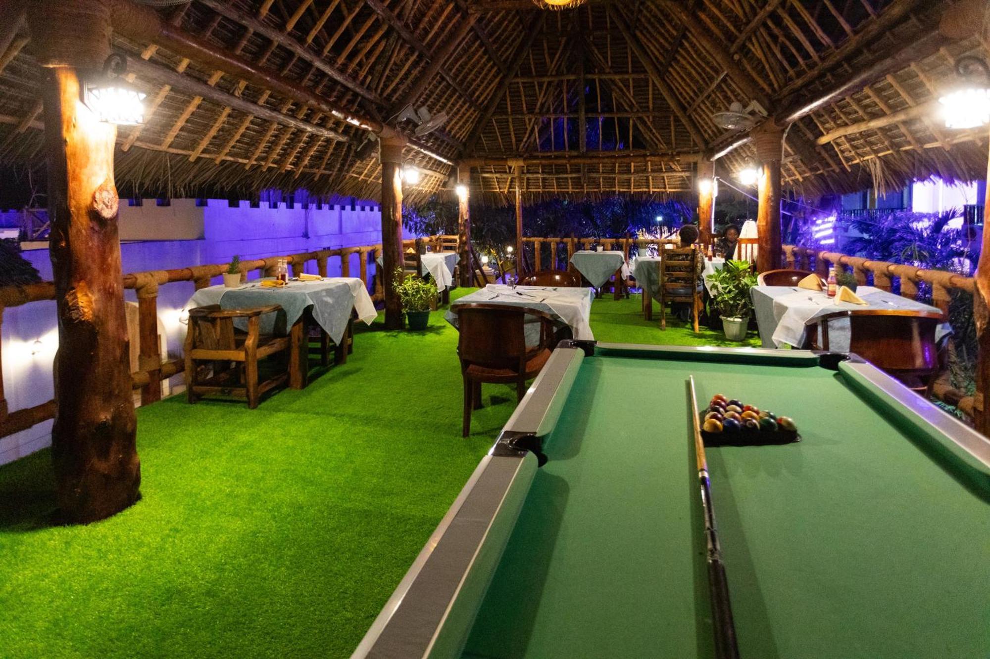 Canary Nungwi Hotel & Spa Экстерьер фото