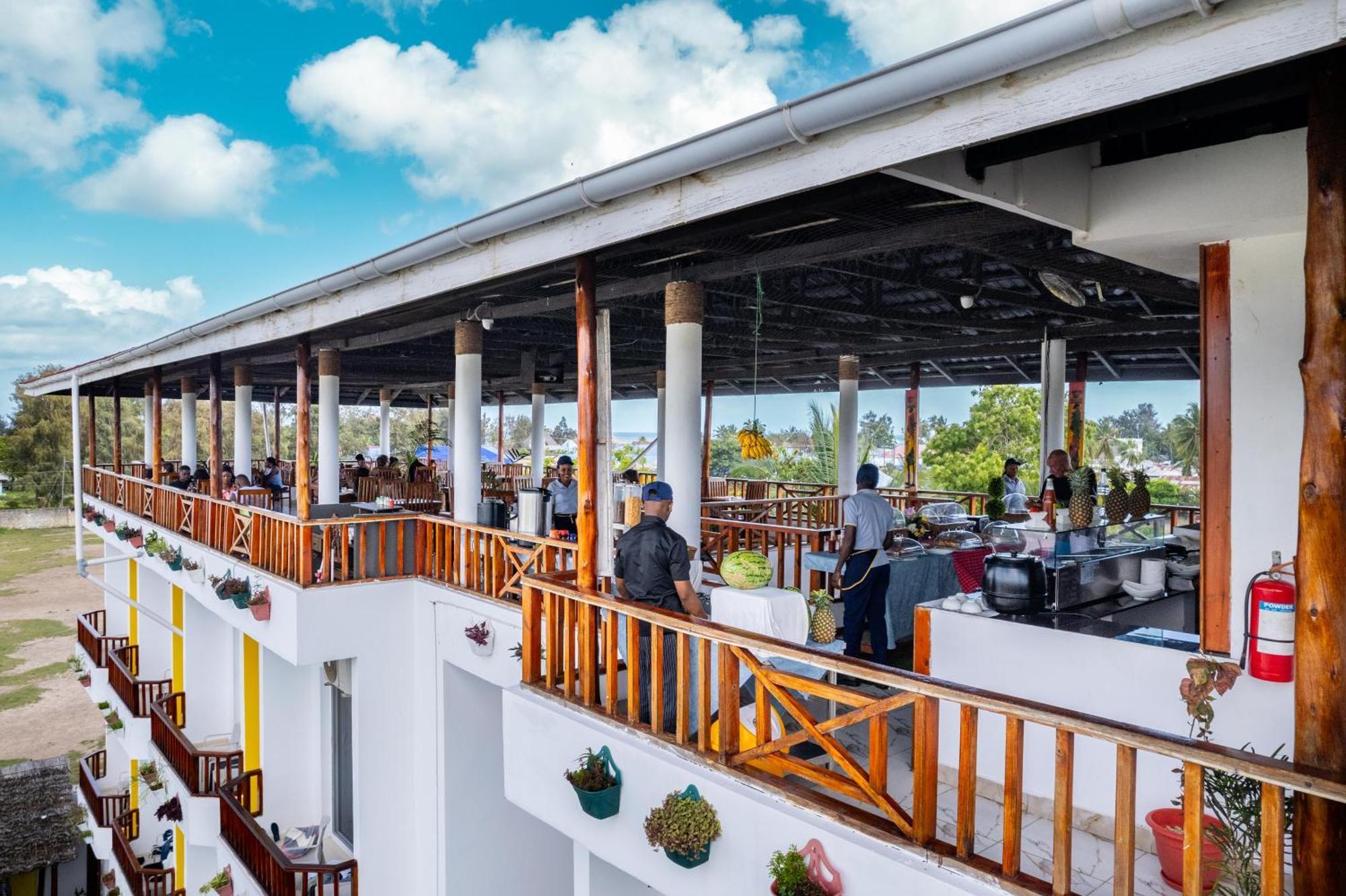 Canary Nungwi Hotel & Spa Экстерьер фото
